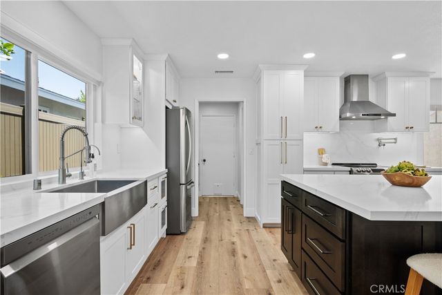 22061 Comanche, Lake Forest, CA 92630