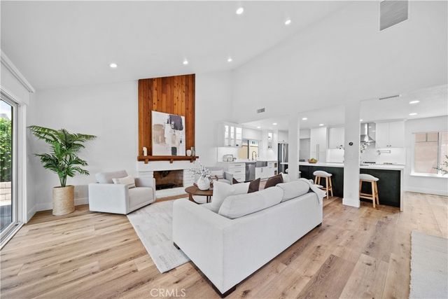 22061 Comanche, Lake Forest, CA 92630