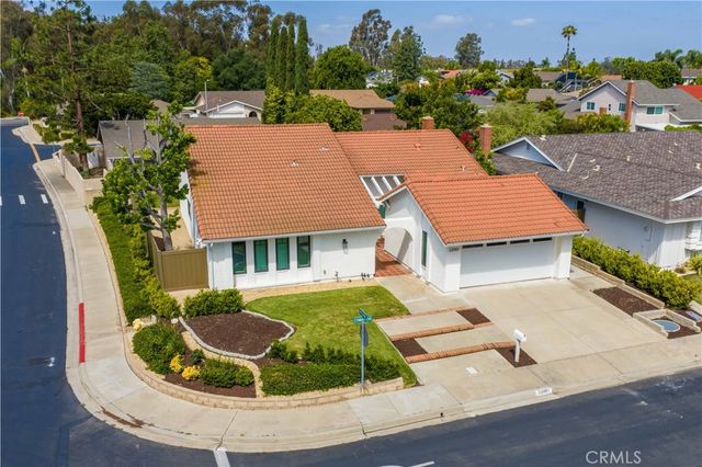 22061 Comanche, Lake Forest, CA 92630