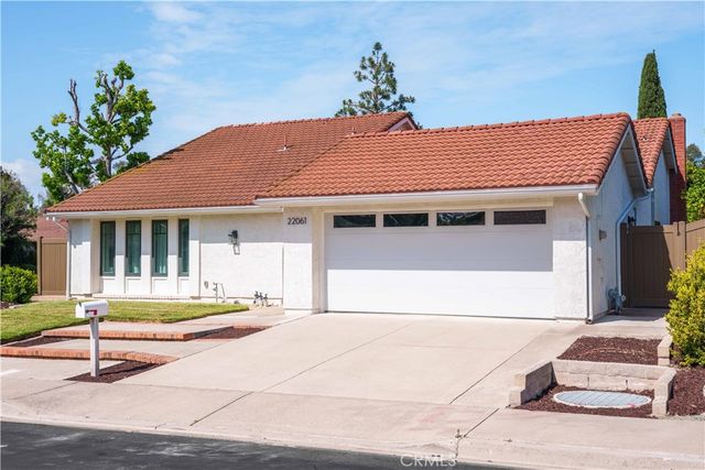 22061 Comanche, Lake Forest, CA 92630
