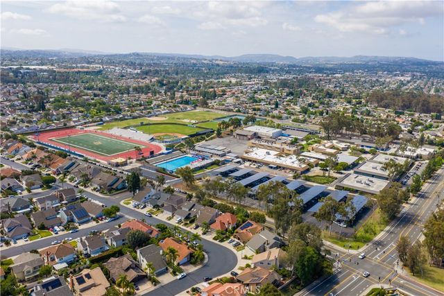 22061 Comanche, Lake Forest, CA 92630