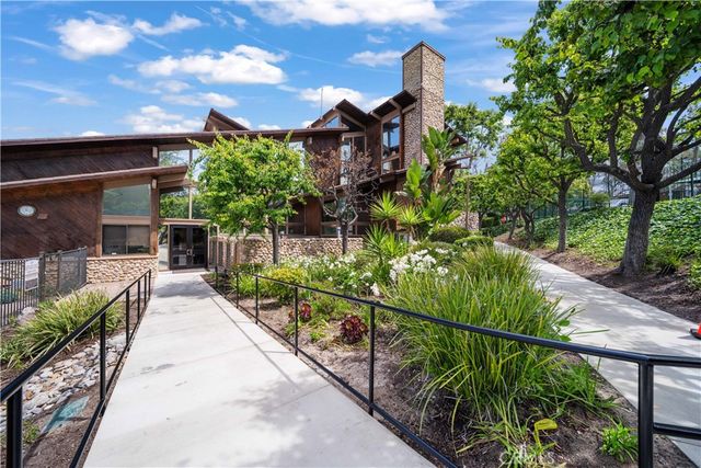 22061 Comanche, Lake Forest, CA 92630