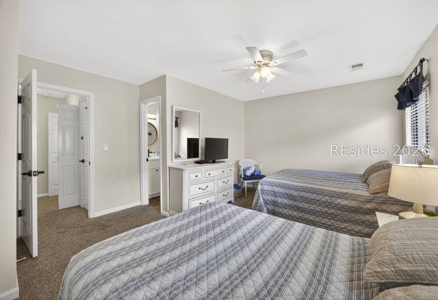 125 Shipyard Dr Apt 194, Hilton Head Island, SC 29928
