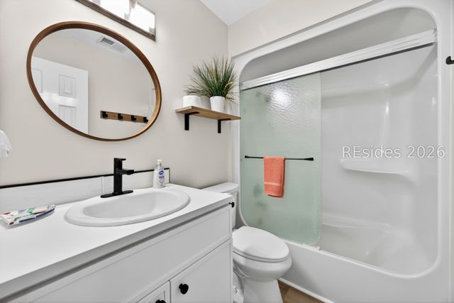 125 Shipyard Dr Apt 194, Hilton Head Island, SC 29928