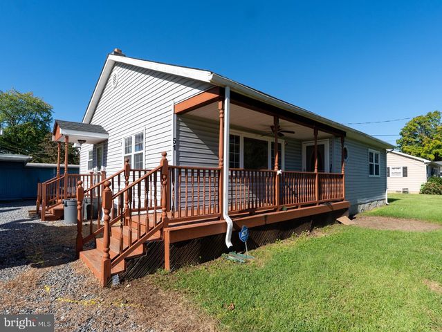 51 QUAKER RD, Pennsville, NJ 08070