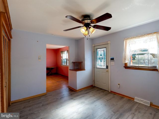 51 QUAKER RD, Pennsville, NJ 08070