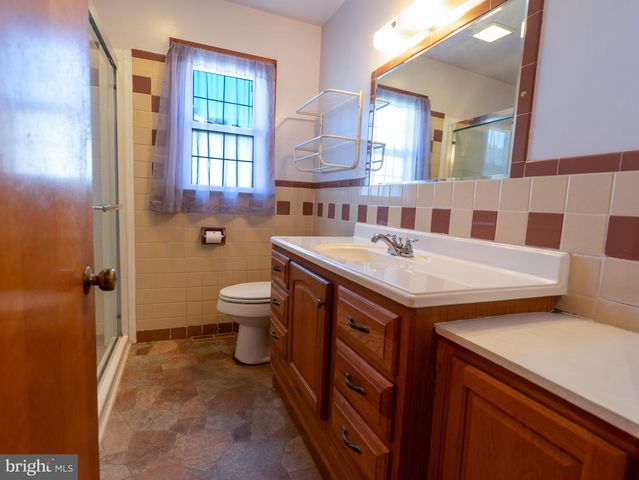 51 QUAKER RD, Pennsville, NJ 08070
