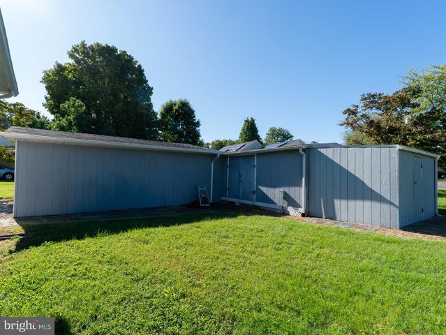 51 QUAKER RD, Pennsville, NJ 08070