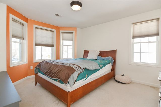 50 Sophia Dr, Worcester, MA 01607