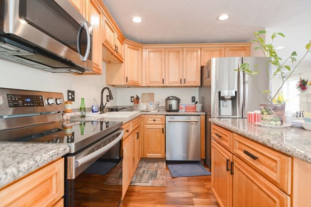 50 Sophia Dr, Worcester, MA 01607