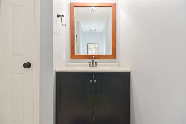 50 Sophia Dr, Worcester, MA 01607