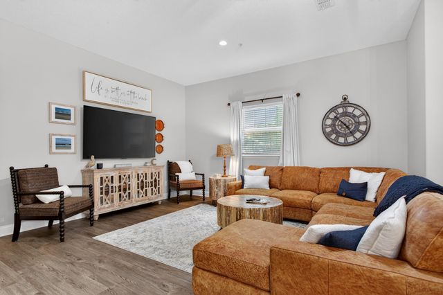 121 Grand Ravine Dr, St Augustine, FL 32086