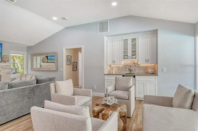 4852 FEATHERBED LANE, Sarasota, FL 34242