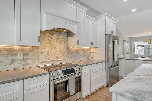 4852 FEATHERBED LANE, Sarasota, FL 34242