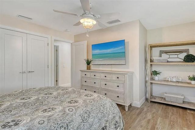4852 FEATHERBED LANE, Sarasota, FL 34242