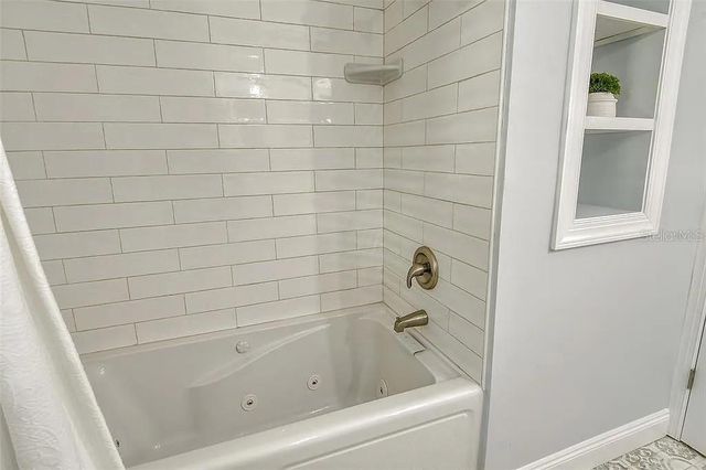4852 FEATHERBED LANE, Sarasota, FL 34242