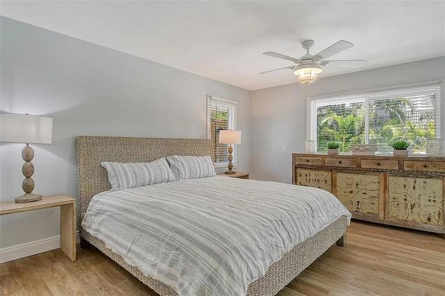 4852 FEATHERBED LANE, Sarasota, FL 34242