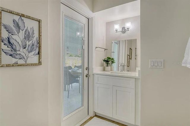 4852 FEATHERBED LANE, Sarasota, FL 34242