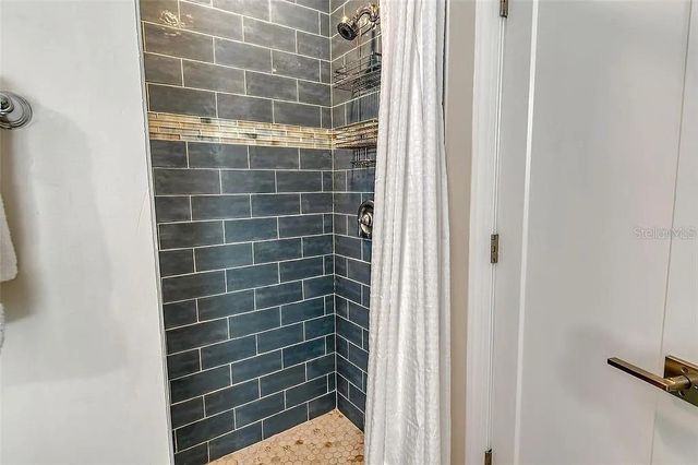 4852 FEATHERBED LANE, Sarasota, FL 34242