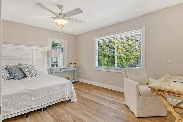 4852 FEATHERBED LANE, Sarasota, FL 34242