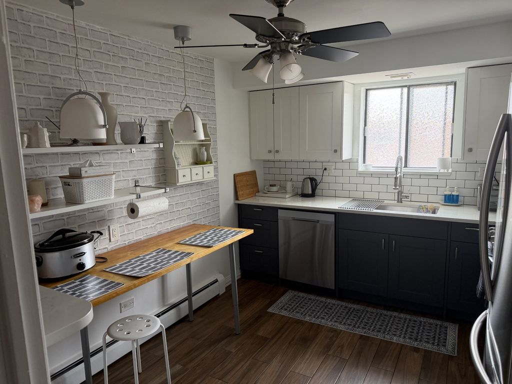 5321 N Delphia Avenue 322, Chicago, IL 60656 — photo 2