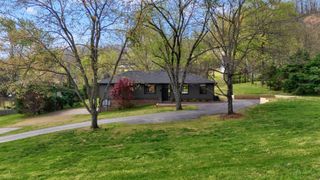 105 Dogwood Ln, Franklin, TN 37064