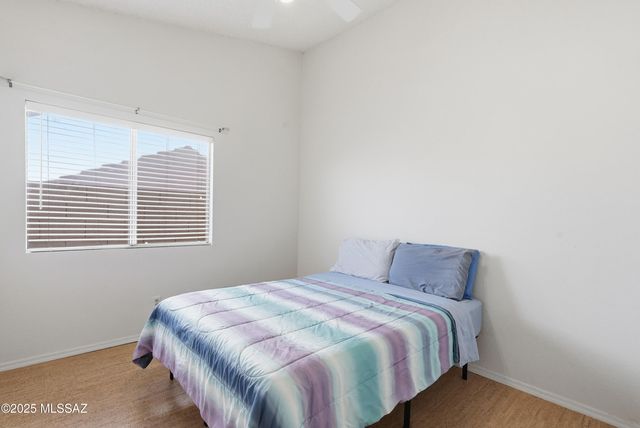 9907 N Woodstone Trail, Tucson, AZ 85742