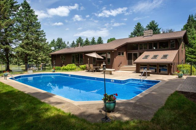 N8269 1015th Street, River Falls, WI 54022