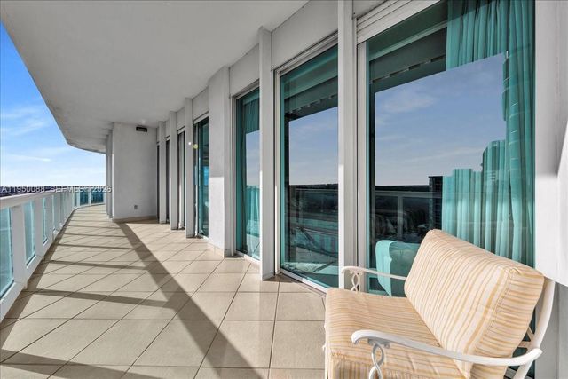 10101 Collins Ave 16B, Bal Harbour, FL 33154
