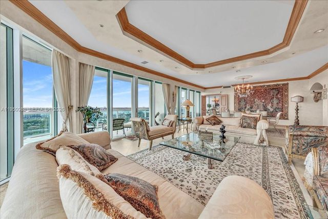 10101 Collins Ave 16B, Bal Harbour, FL 33154