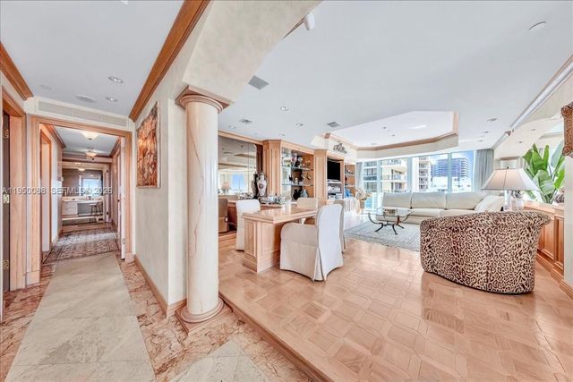 10101 Collins Ave 16B, Bal Harbour, FL 33154