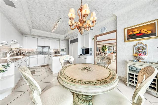 10101 Collins Ave 16B, Bal Harbour, FL 33154