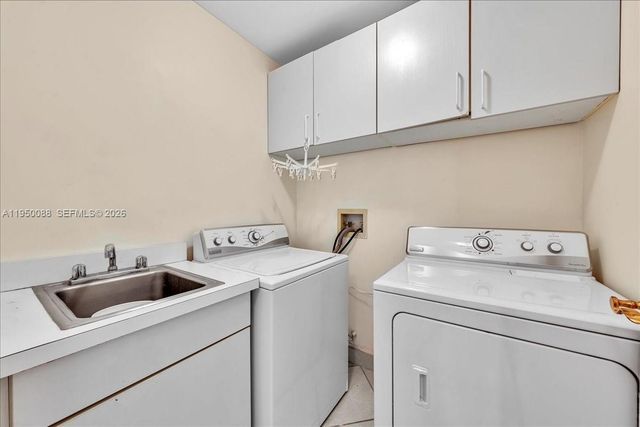 10101 Collins Ave 16B, Bal Harbour, FL 33154