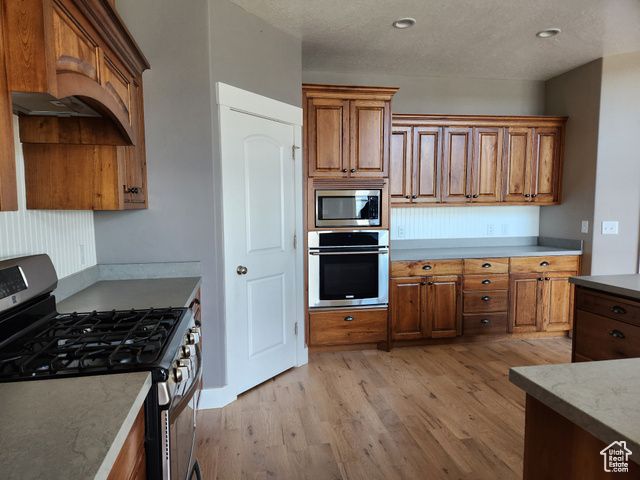 1075 GRANDVIEW DR, Providence, UT 84332