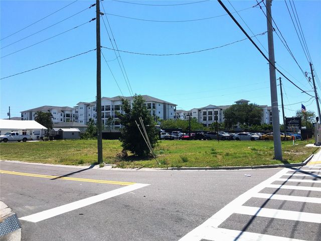 7900 PARK BOULEVARD N, Pinellas Park, FL 33781