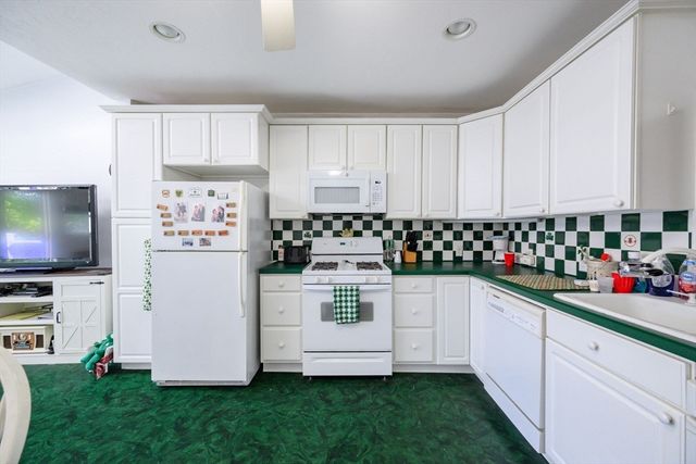 463 E 6th St, Boston, MA 02127