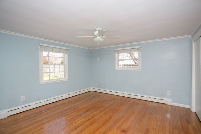 41 Clayton Street, Middletown, RI 02842