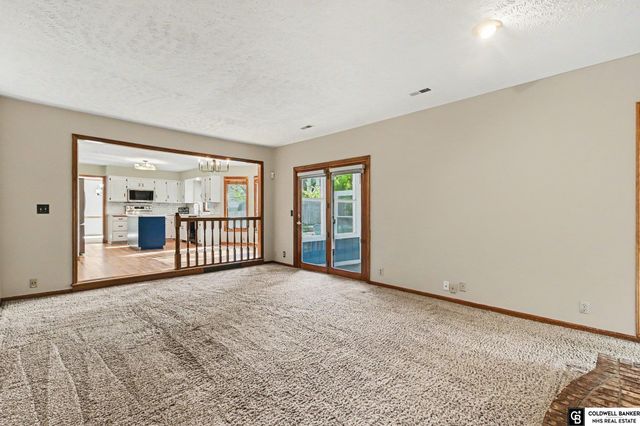 4276 S 150th Avenue, Omaha, NE 68137