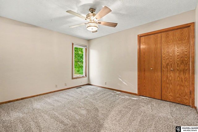 4276 S 150th Avenue, Omaha, NE 68137
