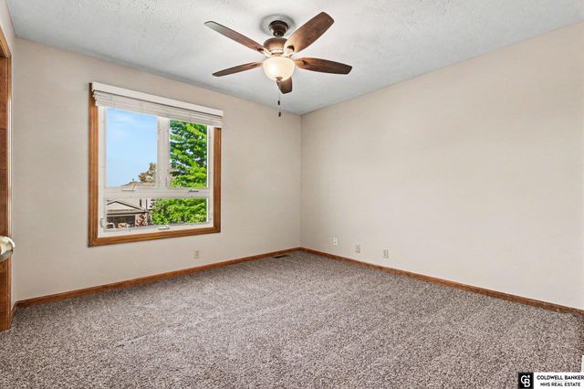 4276 S 150th Avenue, Omaha, NE 68137