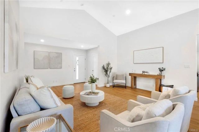 5759 Jamieson Avenue, Encino, CA 91316