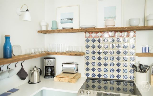 1 E Gordon Street 2, Savannah, GA 31401