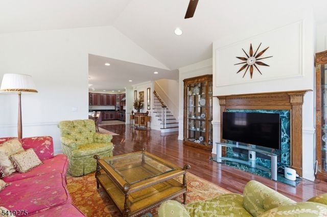 19 Rockhall Ct, Hardyston Twp., NJ 07419
