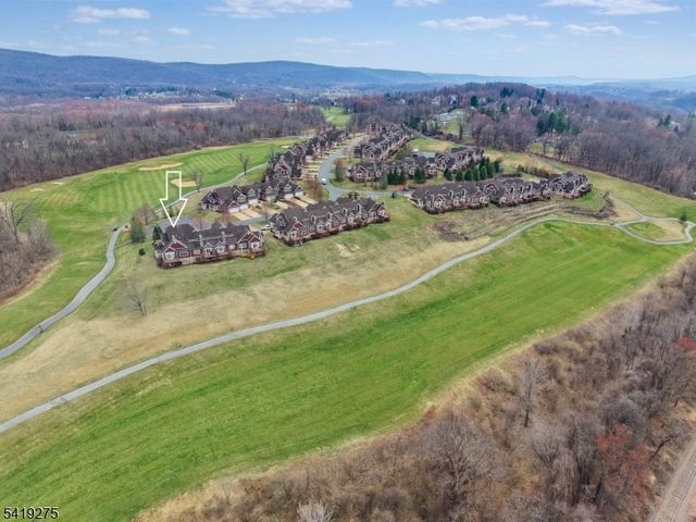 19 Rockhall Ct, Hardyston Twp., NJ 07419