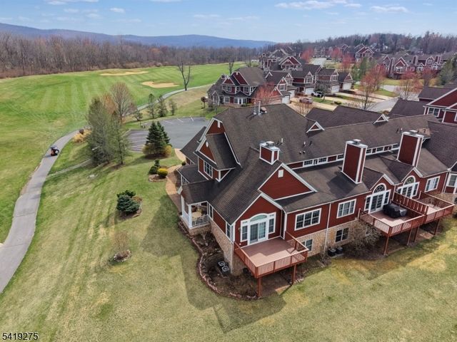 19 Rockhall Ct, Hardyston Twp., NJ 07419