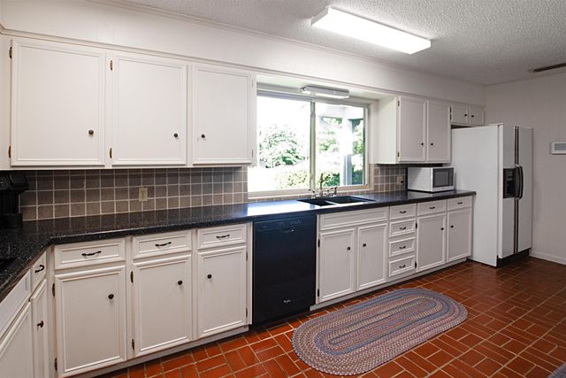 22831 Hickory Ln, Bullard, TX 75757