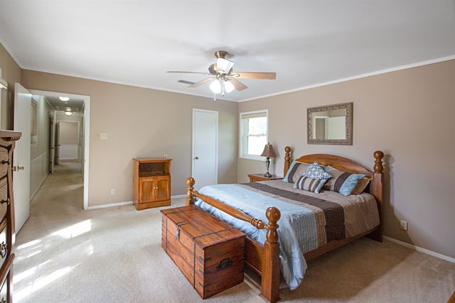 22831 Hickory Ln, Bullard, TX 75757