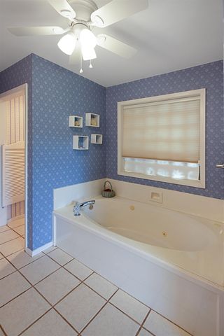 22831 Hickory Ln, Bullard, TX 75757