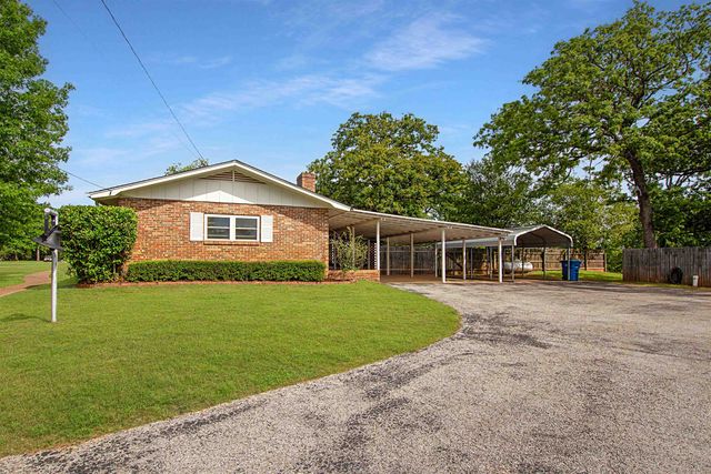 22831 Hickory Ln, Bullard, TX 75757