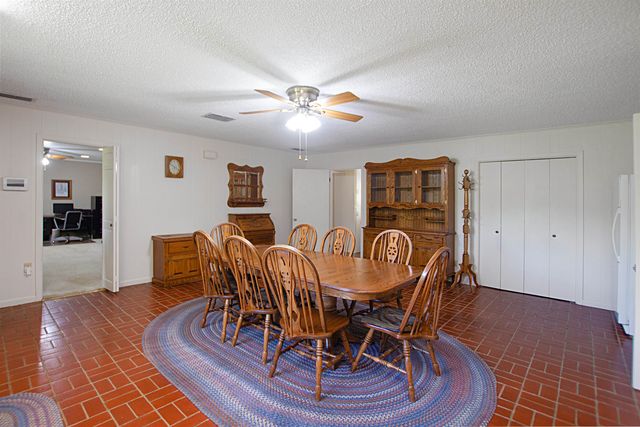 22831 Hickory Ln, Bullard, TX 75757